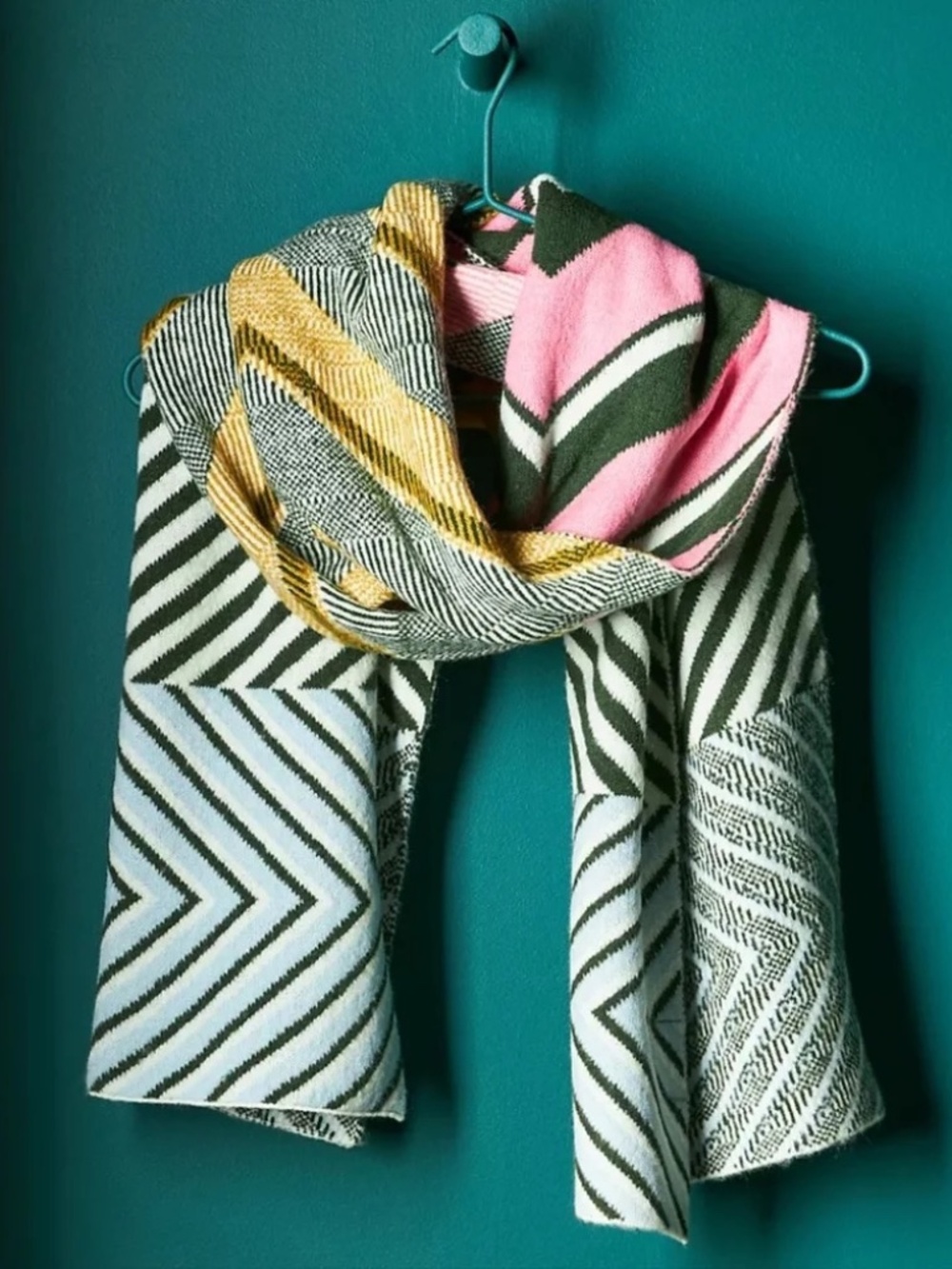 New Anthropologie Pop Art Scarf Pink Green Gold
